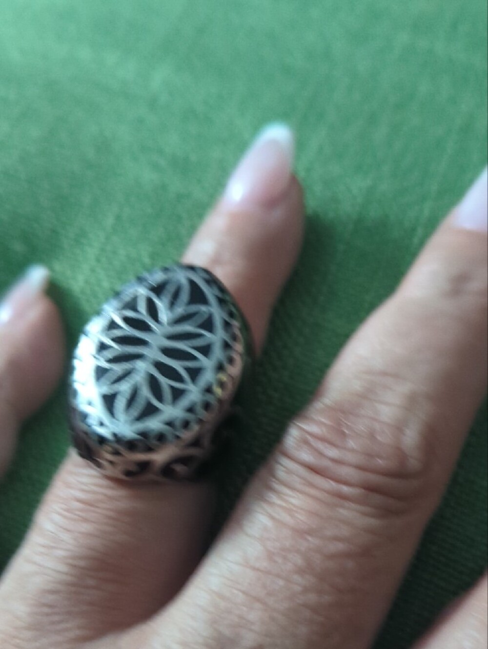 Stainless Steel With Black Accent Design - Picture 5 of 8